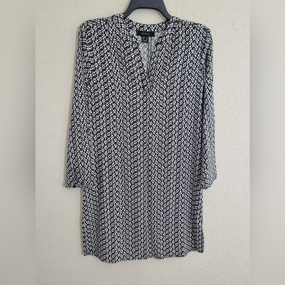 Atmosphere Monochrome Geometric Dress Black & White Size USA (6), UK (10).